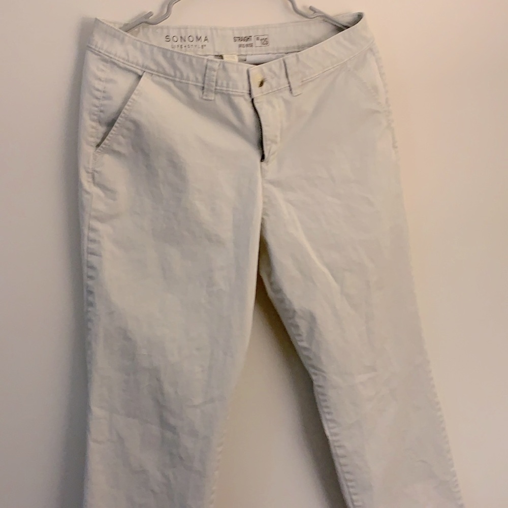 Sonoma petite women’s khakis. Size 12S Straight mid rise 98% cotton 2% spandex